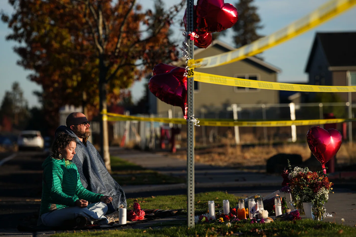 Teacher and alert father helped save lives in Oregon school shooting, police say - The Washington Post