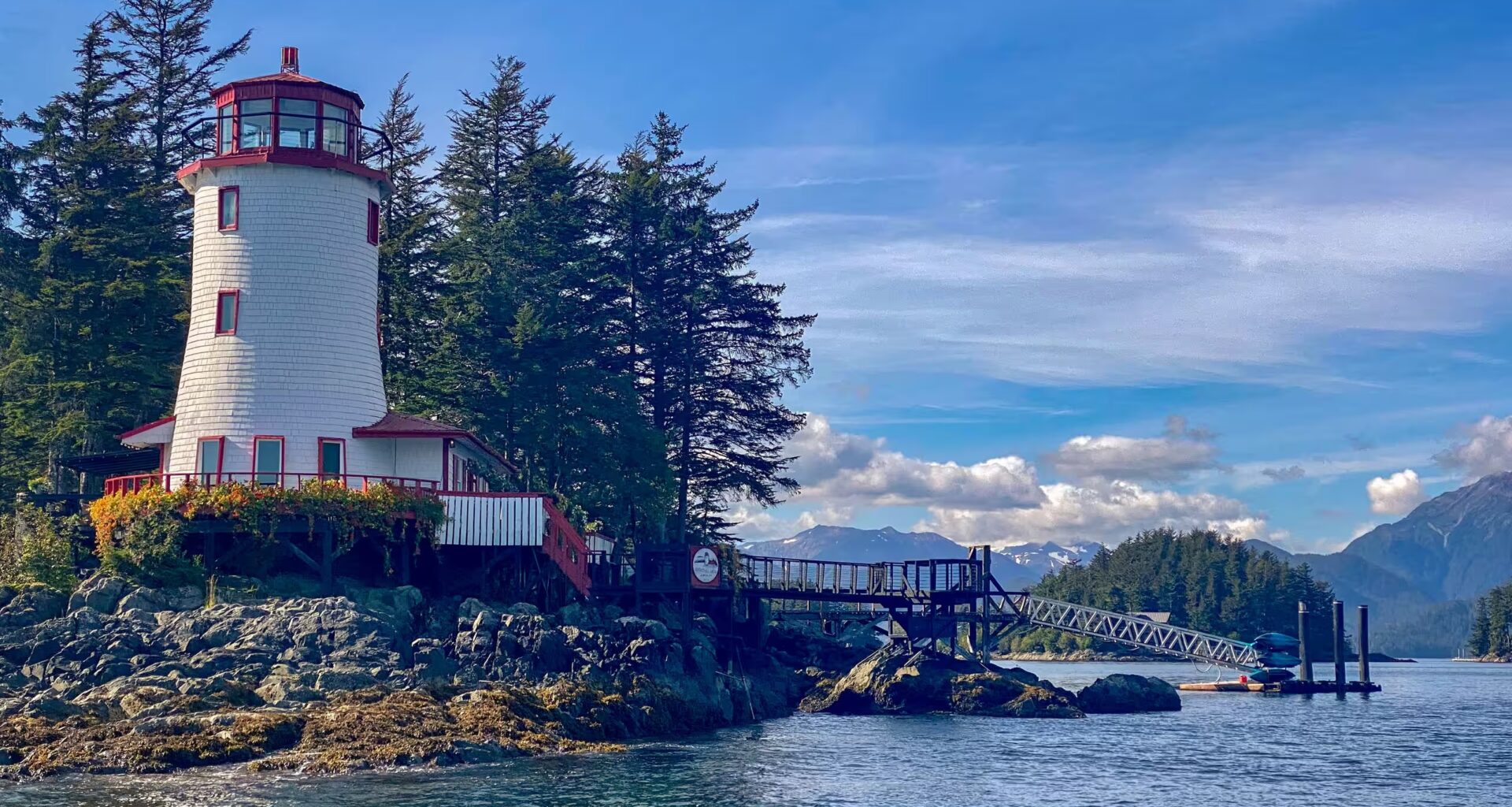 9 Classic Lighthouse Airbnb Rentals Across the United States