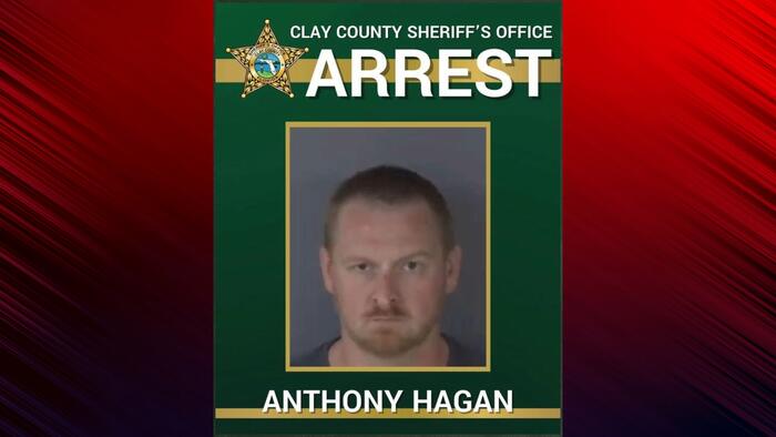 Man arrested after walking along Clay County road waving AR-15, threatening to shoot residents
