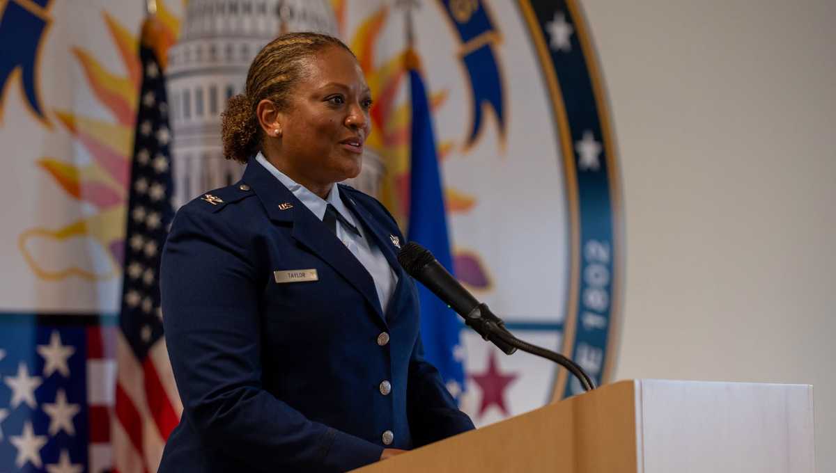 Baltimore health commissioner assumes command of DCNG unit