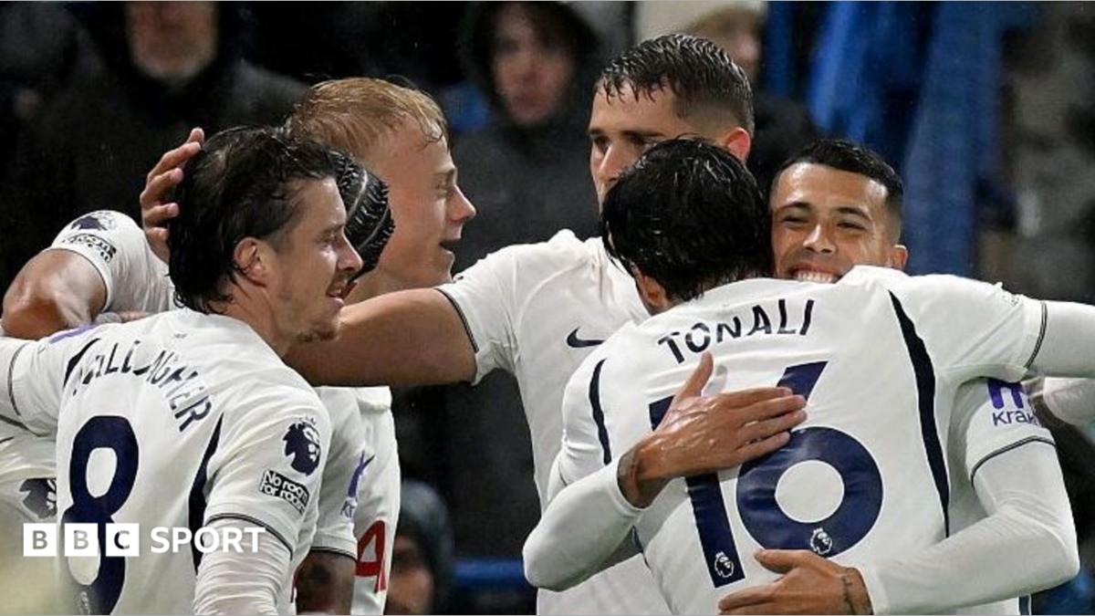 Sandro Tonali hugs a member of De Zerbi's coaching staff