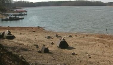 Oxford residents urged to conserve water as Kerr Lake levels drop :: WRAL.com