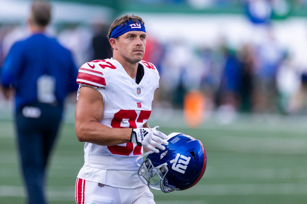 New York Giants wide receiver Braxton Berrios warms up before a game.