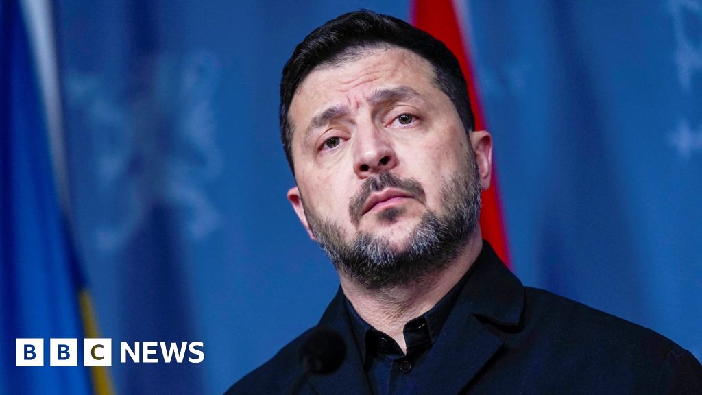 US envoy arrives in Russia ahead of meeting with Putin as Zelensky says intelligence sharing 'works now' - BBC