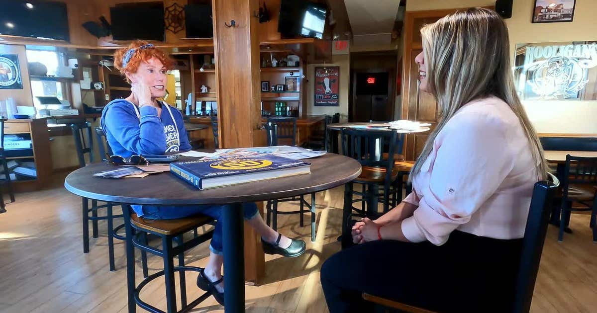 World Series: Brewers fan saves dad's 1982 memorabilia