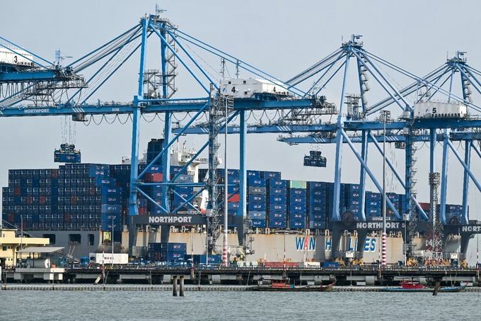 A cargo ship is docked at Malaysias North Klang port in Port Klang, on the outskirts of Kuala Lumpur on April 6, 2026. Photo by AFP