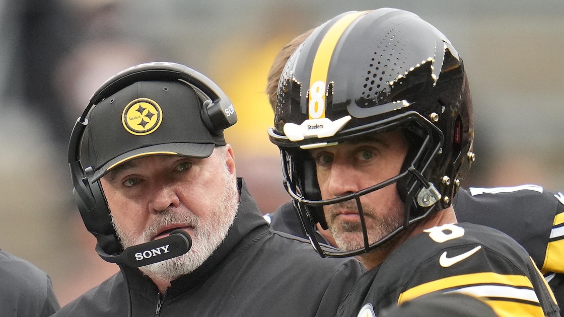 Aaron Rodgers, Mike McCarthy Address Viral Video of Heated Exchange in Steelers' Loss to Browns