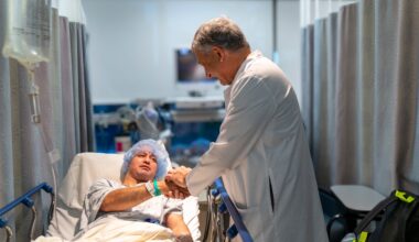 Opinion: Hospital that trains Chicago's doctors can't survive Medicaid cuts
