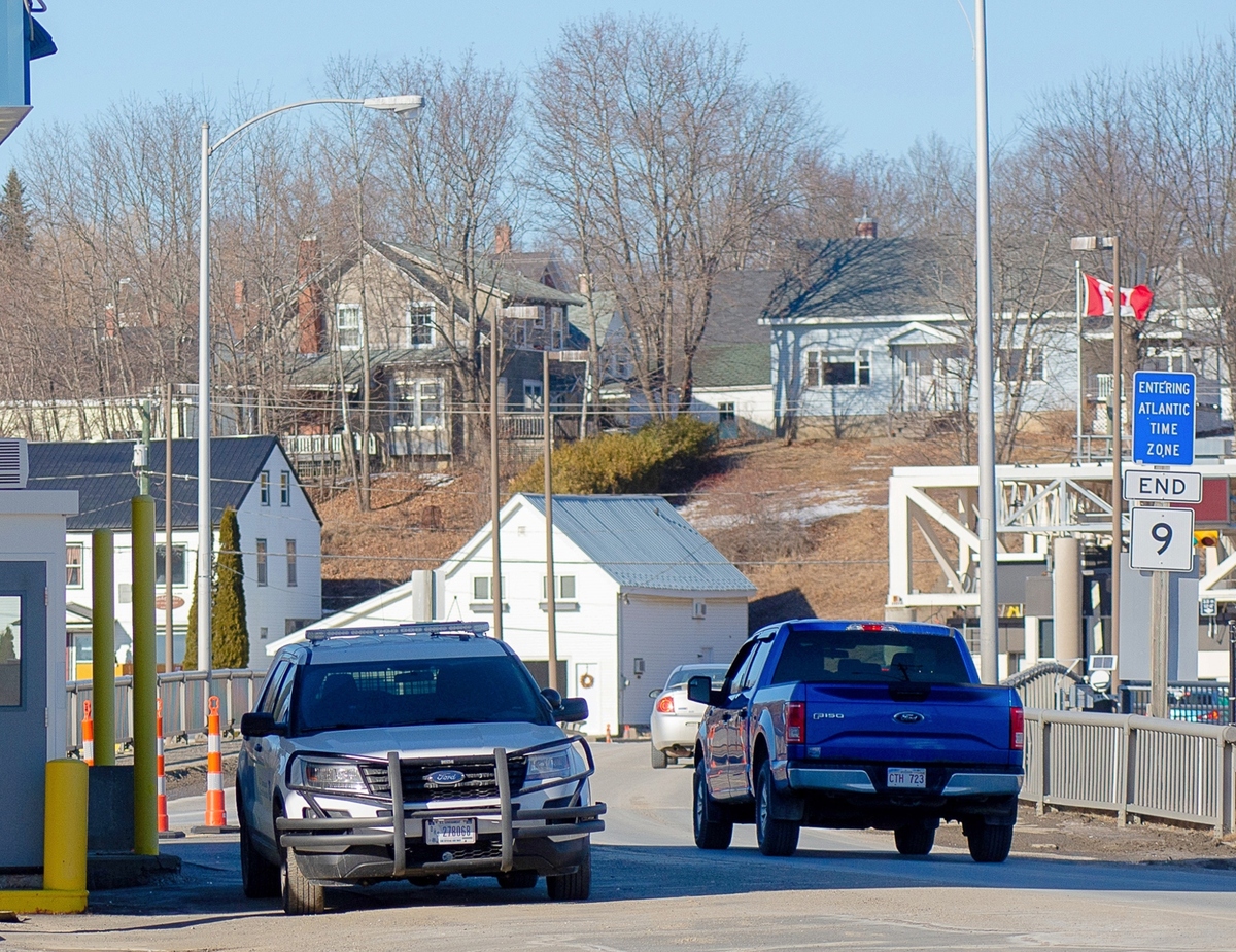 Trade dispute bars liquor delivery through Maine to Canadian island