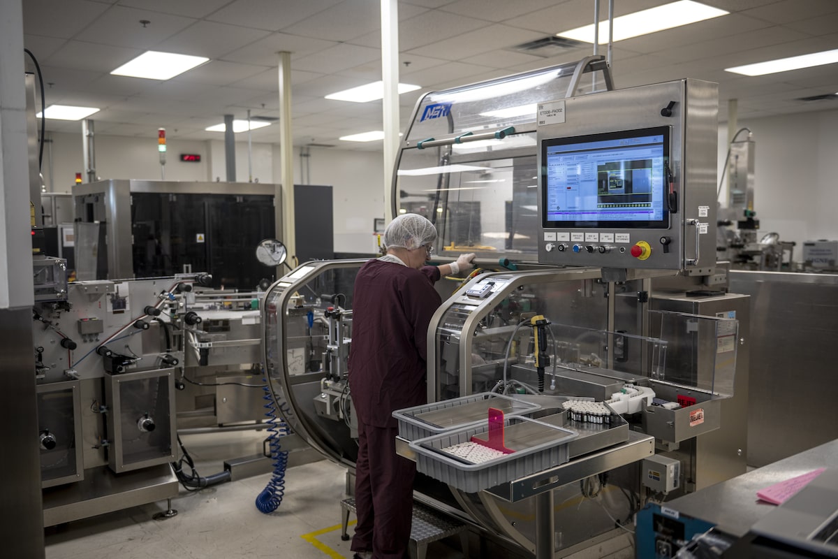 Canadians could save billions in next decade if off-patent drugs get to market quickly, report says