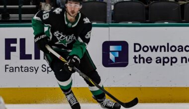 Struggling Philadelphia Flyers sign free agent Michael Bunting to 1-year deal: Sources