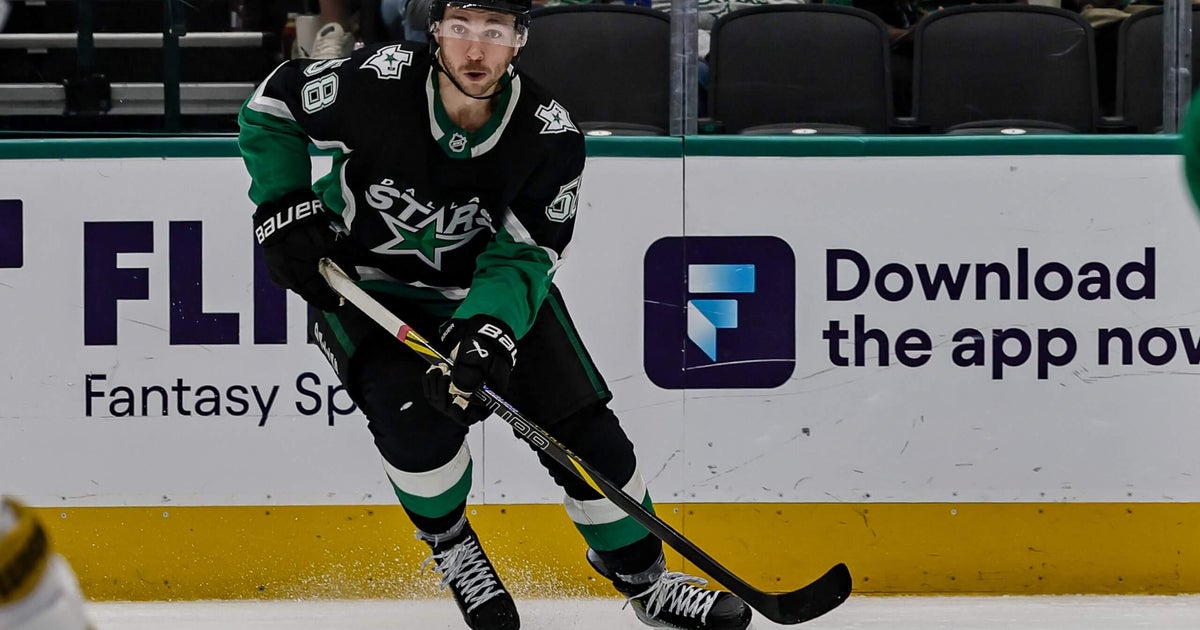 Struggling Philadelphia Flyers sign free agent Michael Bunting to 1-year deal: Sources