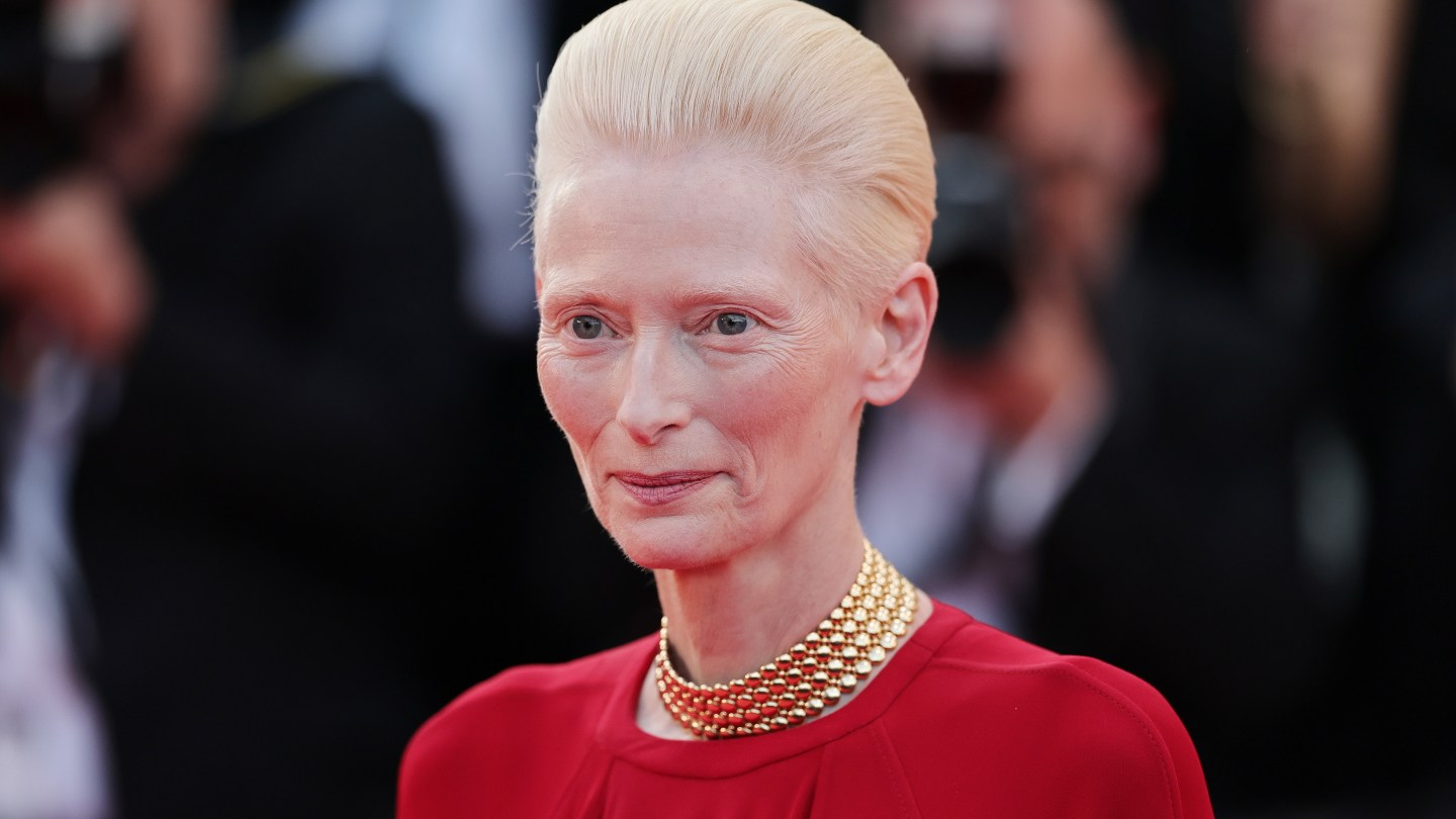 Tilda Swinton to Release Debut Memoir 'Material Evidence'