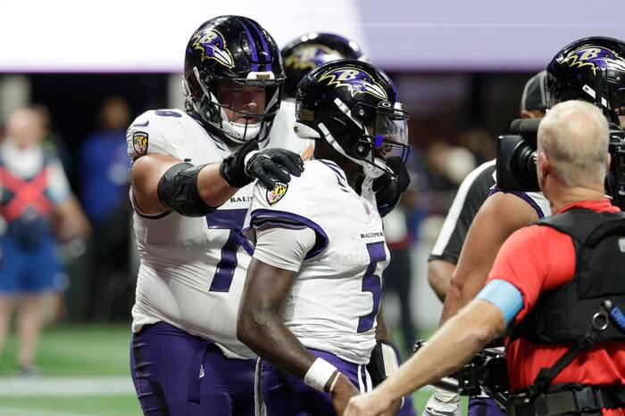 Huntley leads late TD drive to force OT and then scores on 1-yard run as Ravens beat Falcons 30-23