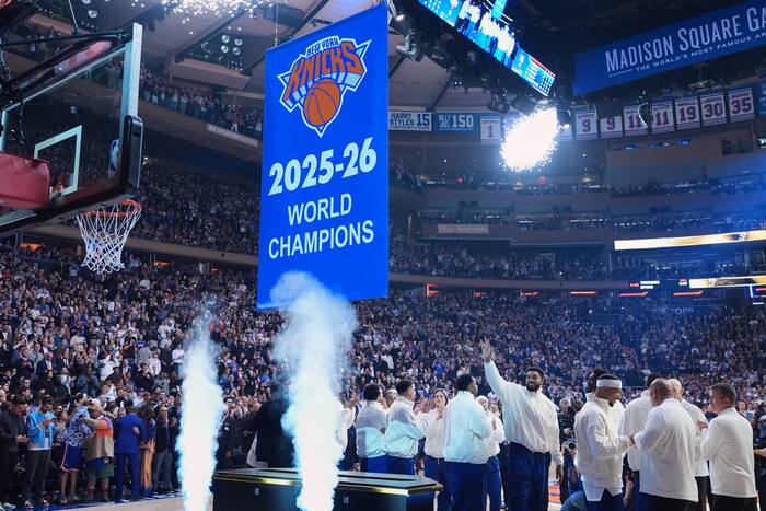 NBA champion Knicks celebrate 2 titles on a banner night in Madison Square Garden