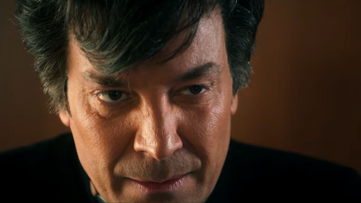 Jimmy Fallon and Jamie Lee Curtis almost as creepy the real You Can See Everything trailer