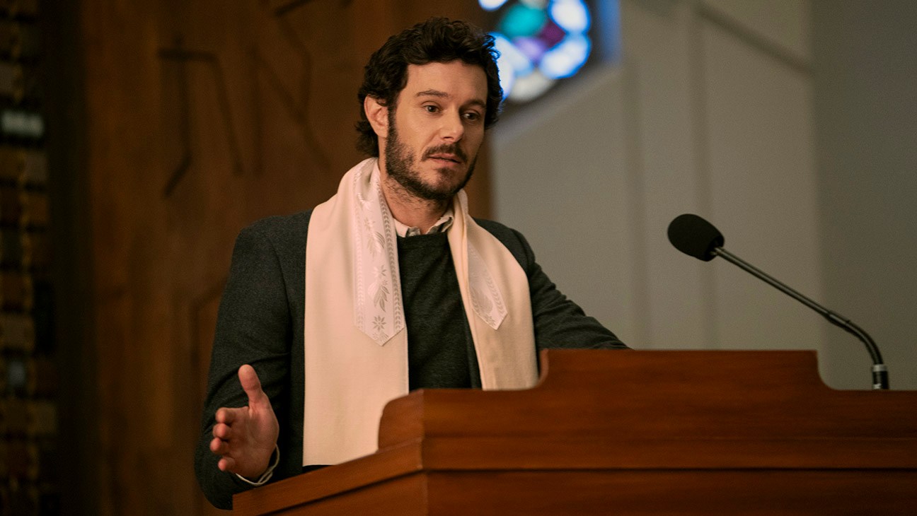 Adam Brody as Noah in episode 101 of Nobody Wants This.