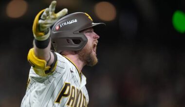Padres avoid elimination, beat Brewers 4-3 in NLDS Game 3 with Cronenworth's HR, King's relief