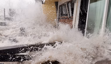 California beaches, homes slammed by waves from Tropical Storm Rachel - The Washington Post