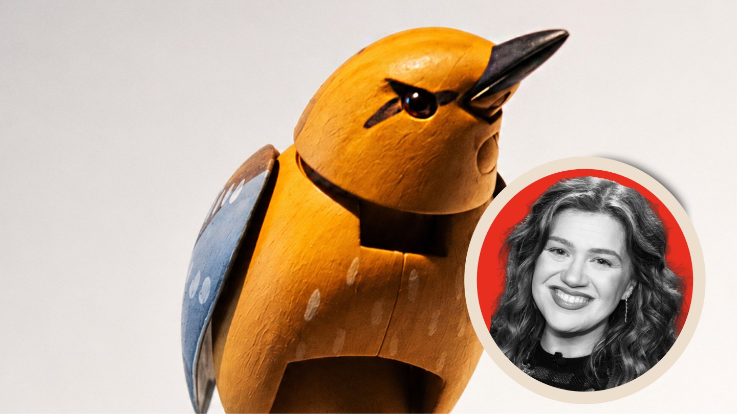 Kelly Clarkson Art of Play Bird Molly Speaks Out in Humor Column