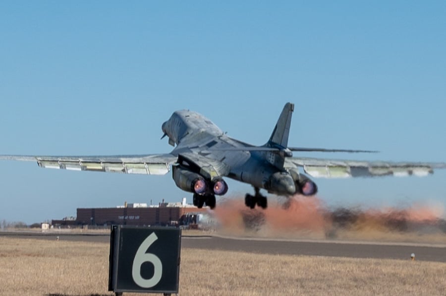 U.S. Air Force redeploys strategic bombers from RAF Fairford to the United States