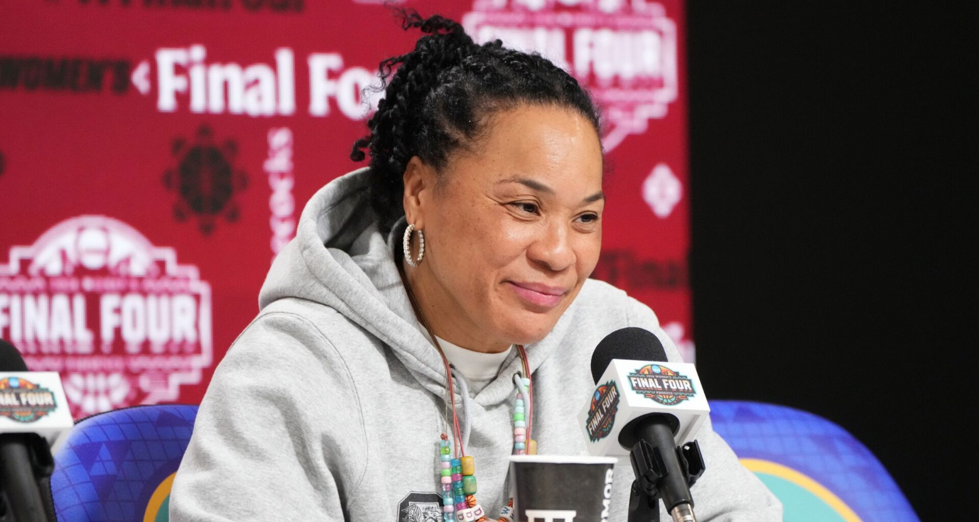 Dawn Staley calls out Indianapolis Star reporter: 'If you only knew'