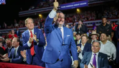 In Texas Senate race, Ted Cruz tries to push Ken Paxton across the finish line