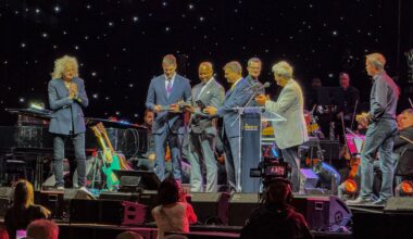 'Let's all choose to make tomorrow better', Artemis II astronauts honored with Stephen Hawking Medal at Starmus