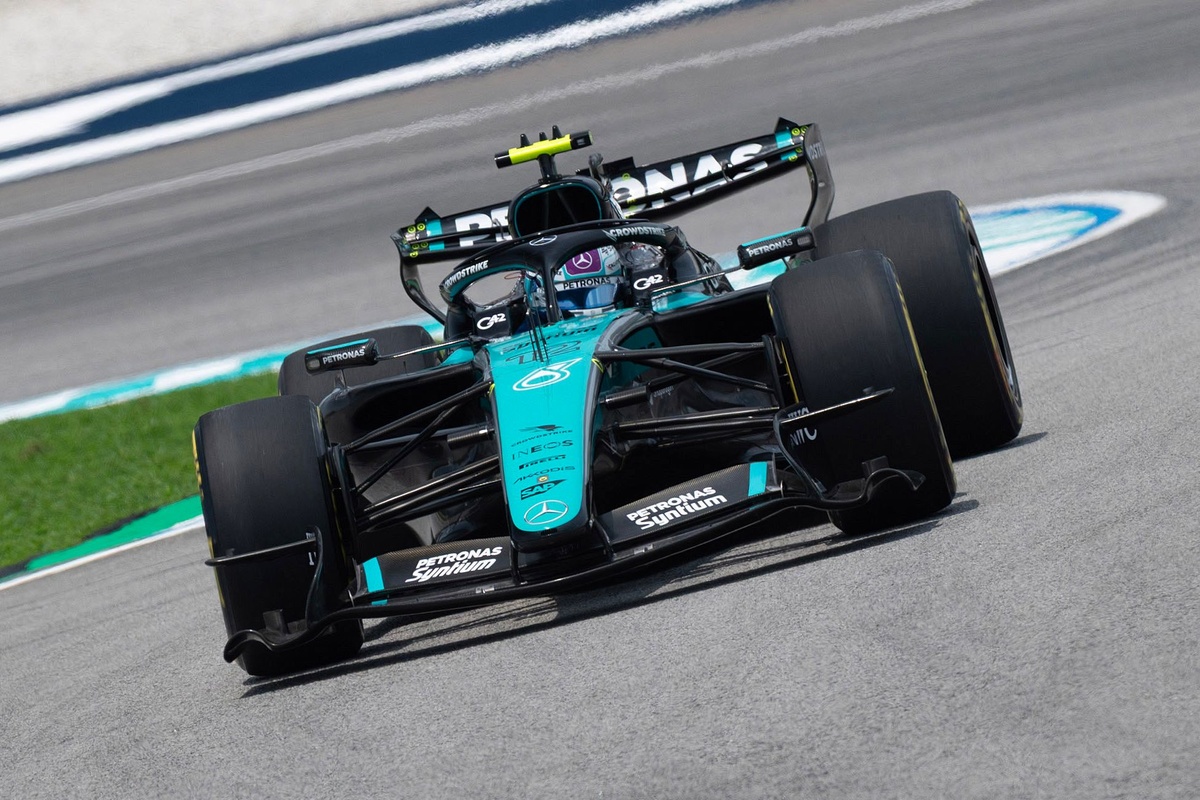 F1 Bahrain GP in Malaysia: Kimi Antonelli recovers from tough Friday to top FP3