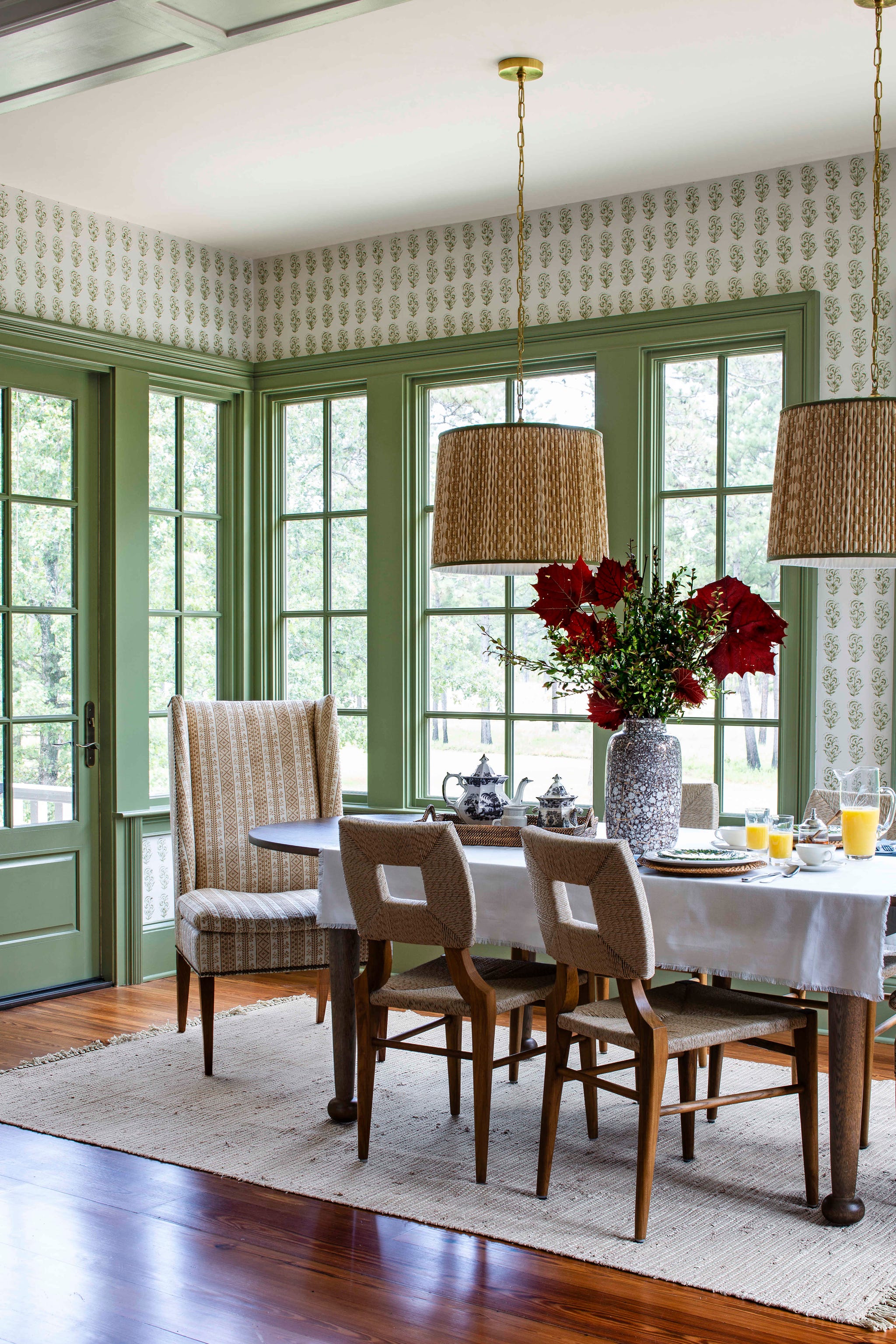 andrew howard green breakfast room