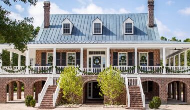 Inside a Historic South Carolina Hunting Lodge Designed for Grand