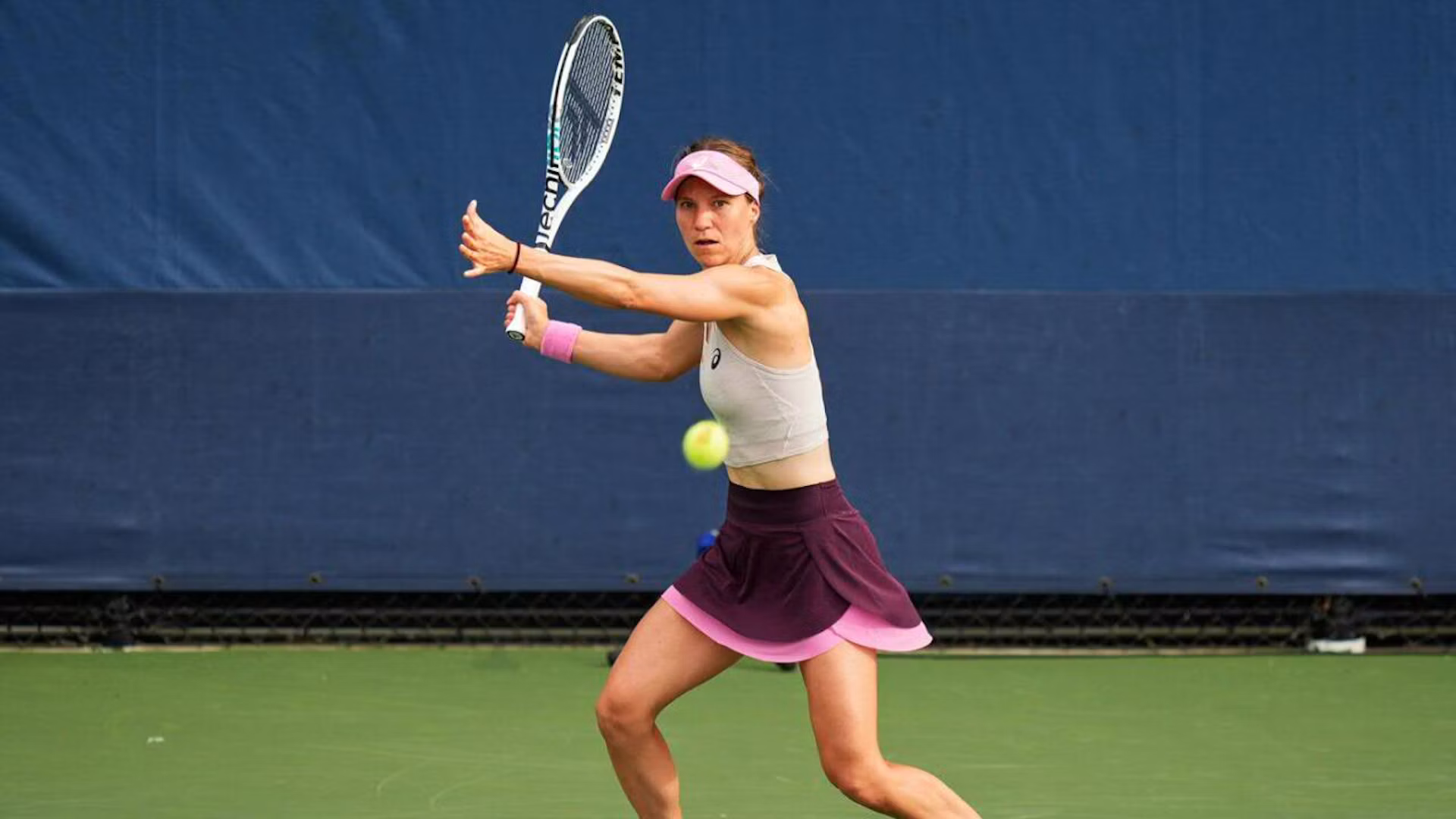 Viktorija Golubic can't always use her forehand to her advantage