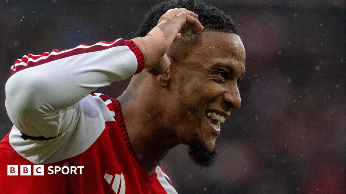 Ezri Konsa celebrates