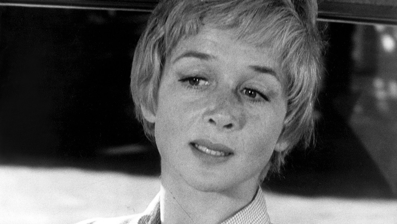 Barbara Barrie