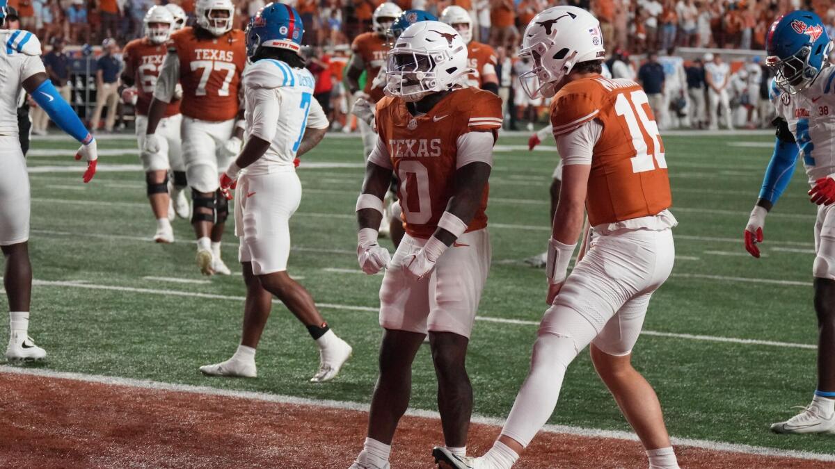 Texas outlasts Ole Miss: Longhorns blow big lead, come through late for huge win