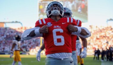 College football grades: Ole Miss earns 'A,' Georgia gets 'F' on Week 7 report card