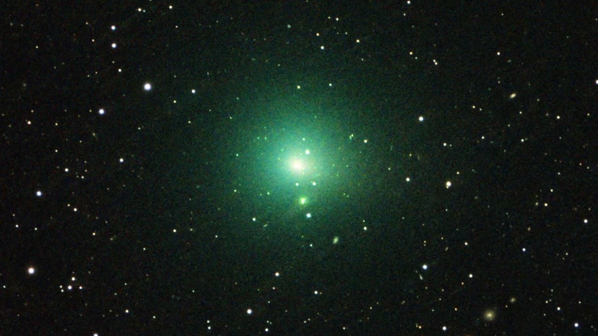 This Comet Mysteriously Reversed Its Spin After Passing The Sun, But Why?
