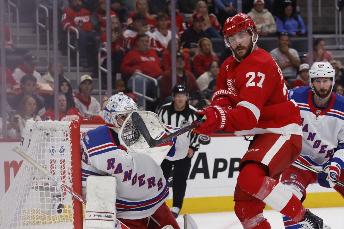Rangers rookie goalie Dylan Garand shuts out Red Wings a week after he was cut