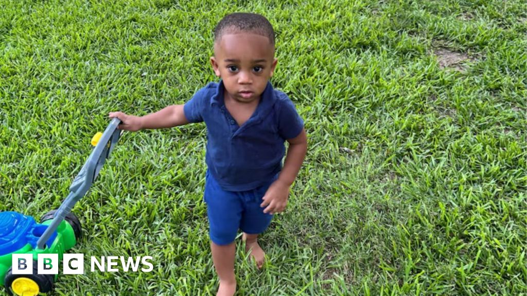 Police used 'justified' force in fatal shooting of one-year-old, says Mississippi attorney general - BBC