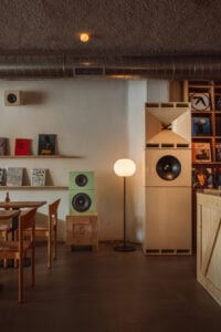 Speaker tower in ECHO listening bar in Rotterdam