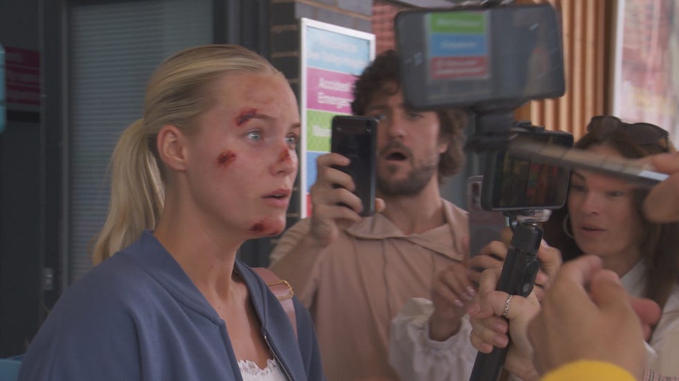 Leah Barnes surrounded by content creators in Hollyoaks leah barnes surrounded by content creators in hollyoaks
