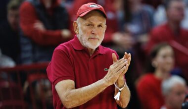Arkansas, Texas Tech boosters jab over funding: 'He's got oil, I've got chickens'
