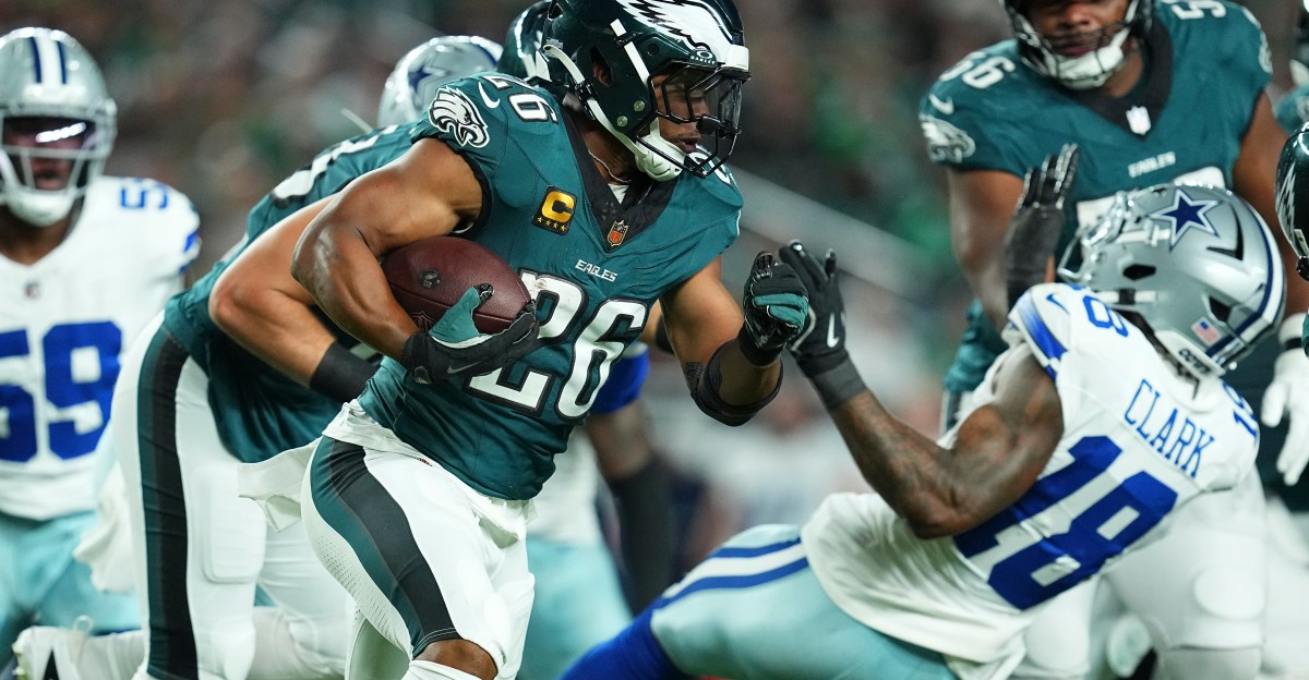 Eagles-Cowboys inactives: Saquon Barkley will play