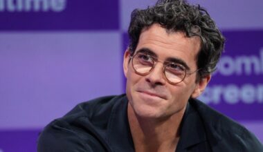 Adam Mosseri says negativity around AI is ‘going to get worse’ - The Verge