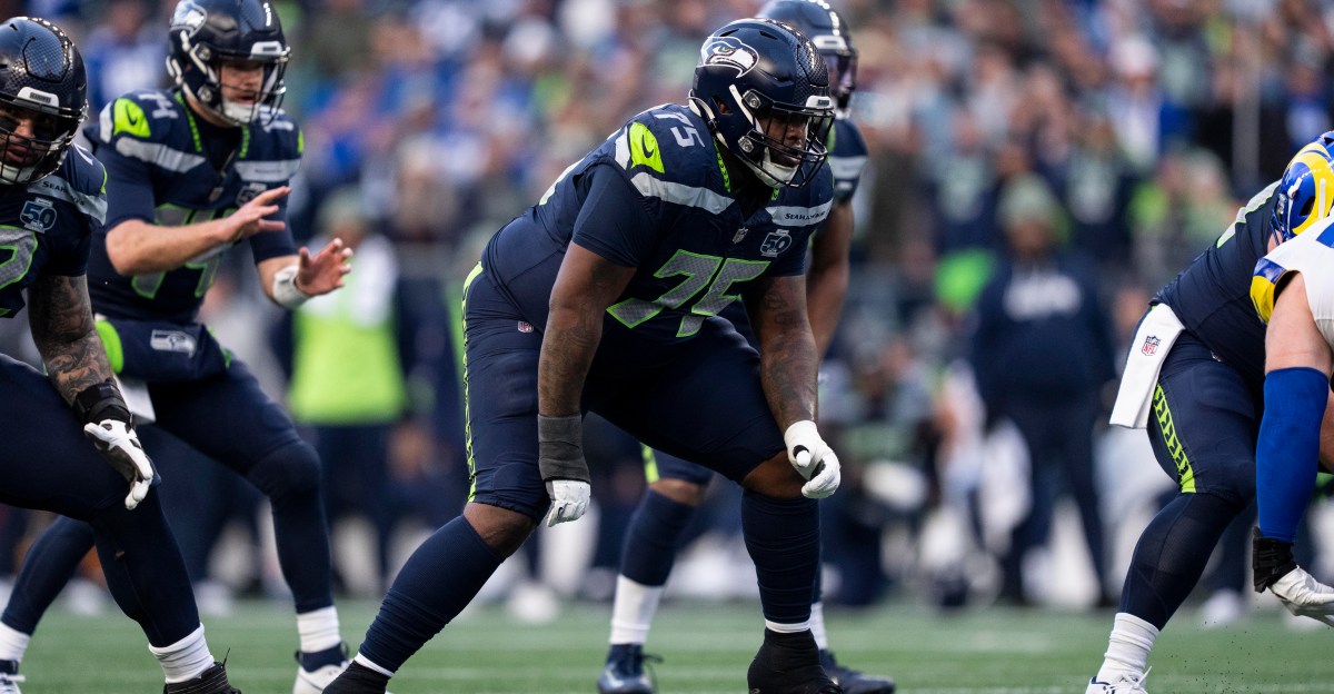 Seattle Seahawks activate Anthony Bradford off injured reserve, waive ‘Hard Knocks’ star