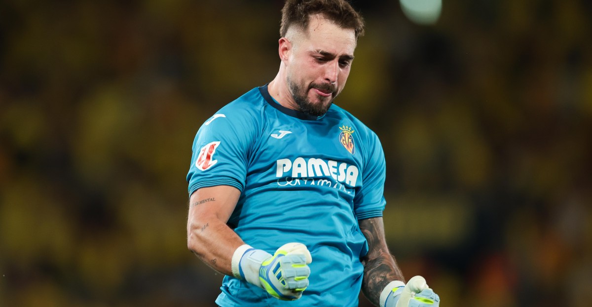 Former Barcelona goalkeeper Arnau Tenas: ‘If I said I wouldn’t want to return to Barça, I’d be lying’
