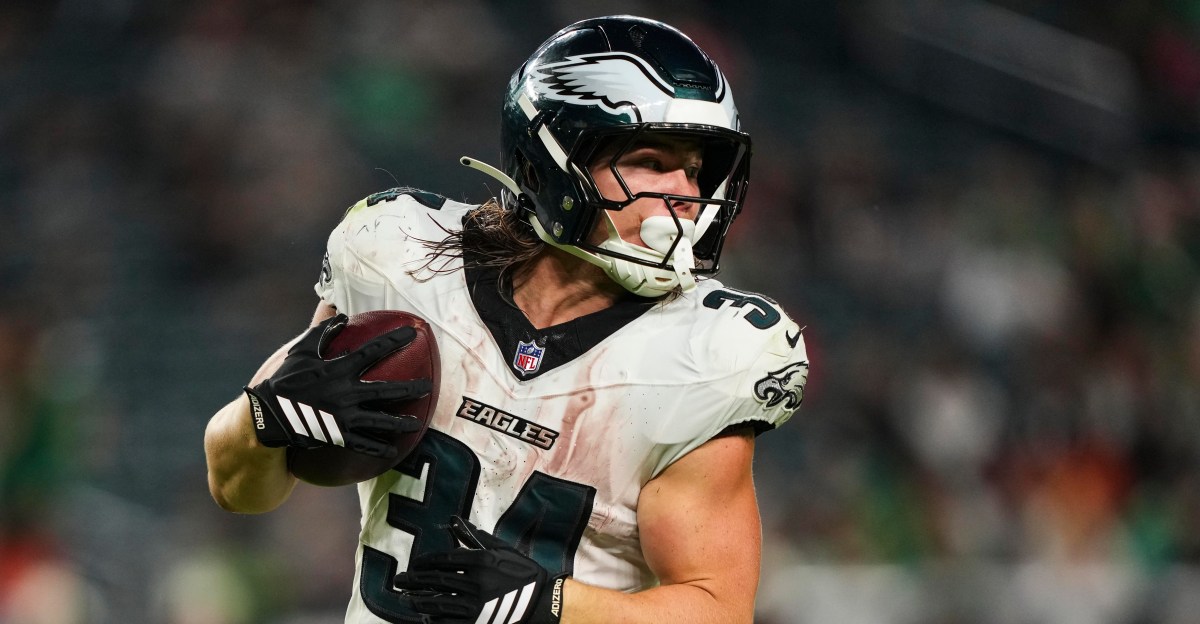 Eagles roster moves include 4 running back transactions