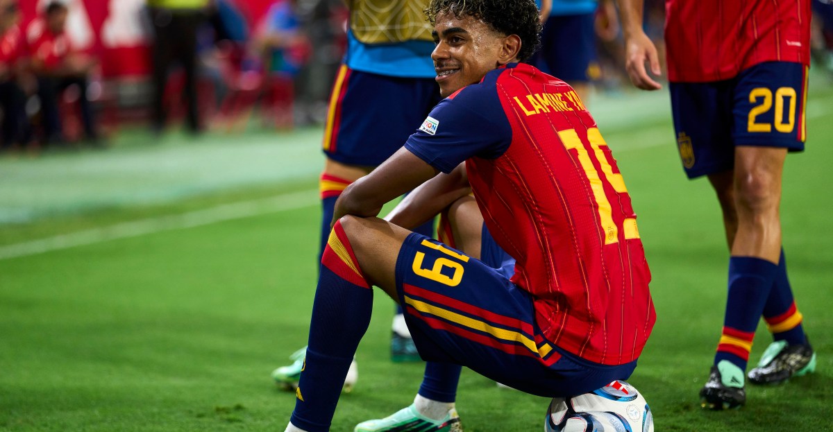 ‘The squad truly loves him’ - Spain boss hails Lamine Yamal’s ‘magic’ after Barcelona star shines again