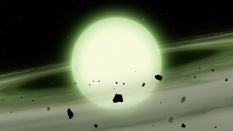 Astronomers discover first-ever green star