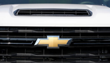 GM beats on Q3 results, tightens profit outlook, unveils new $20 billion buyback
